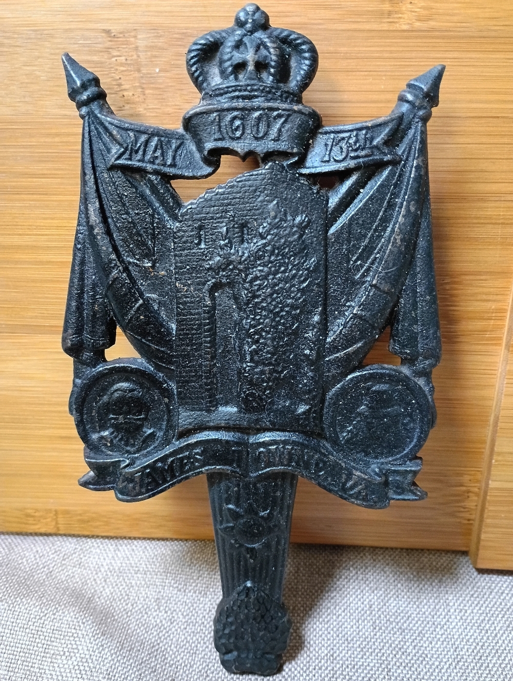 350th Anniversary Jamestown Landing 1607 - 1957 Vintage Cast Iron Trivet